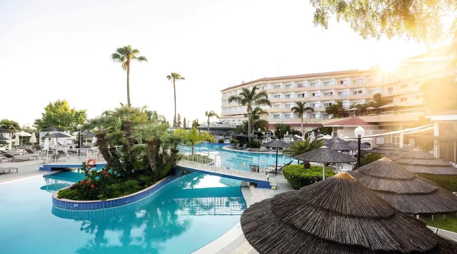 7 Nights All Inclusive stay at TUI BLUE Atlantica Bay, w. Flight