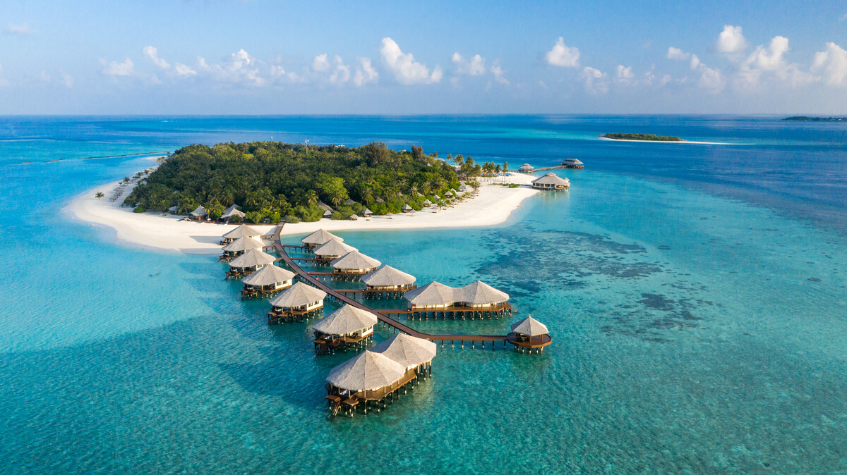 Save 35% at 5-Star Kihaa Maldives, All Inclusive with Flights