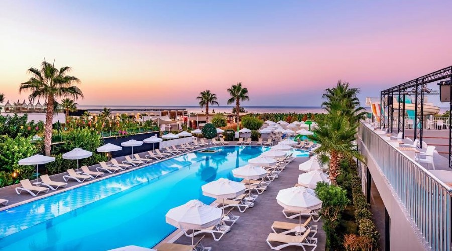 Beachfront All Inclusive Plus, 7 Nights with Flights