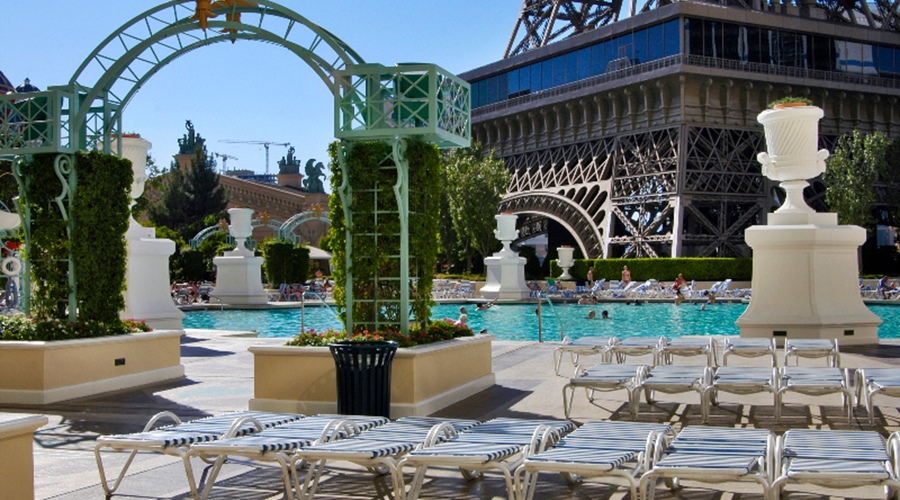 4-Star Paris Hotel in Vegas, 4 nights with flights